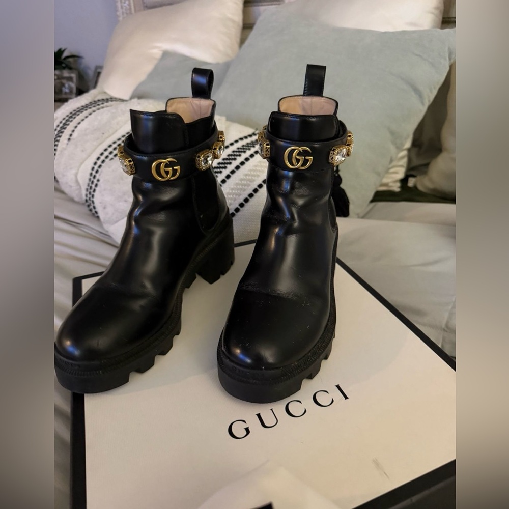 Gucci Trip black leather ankle boots crystal-embellished straps Double G logo